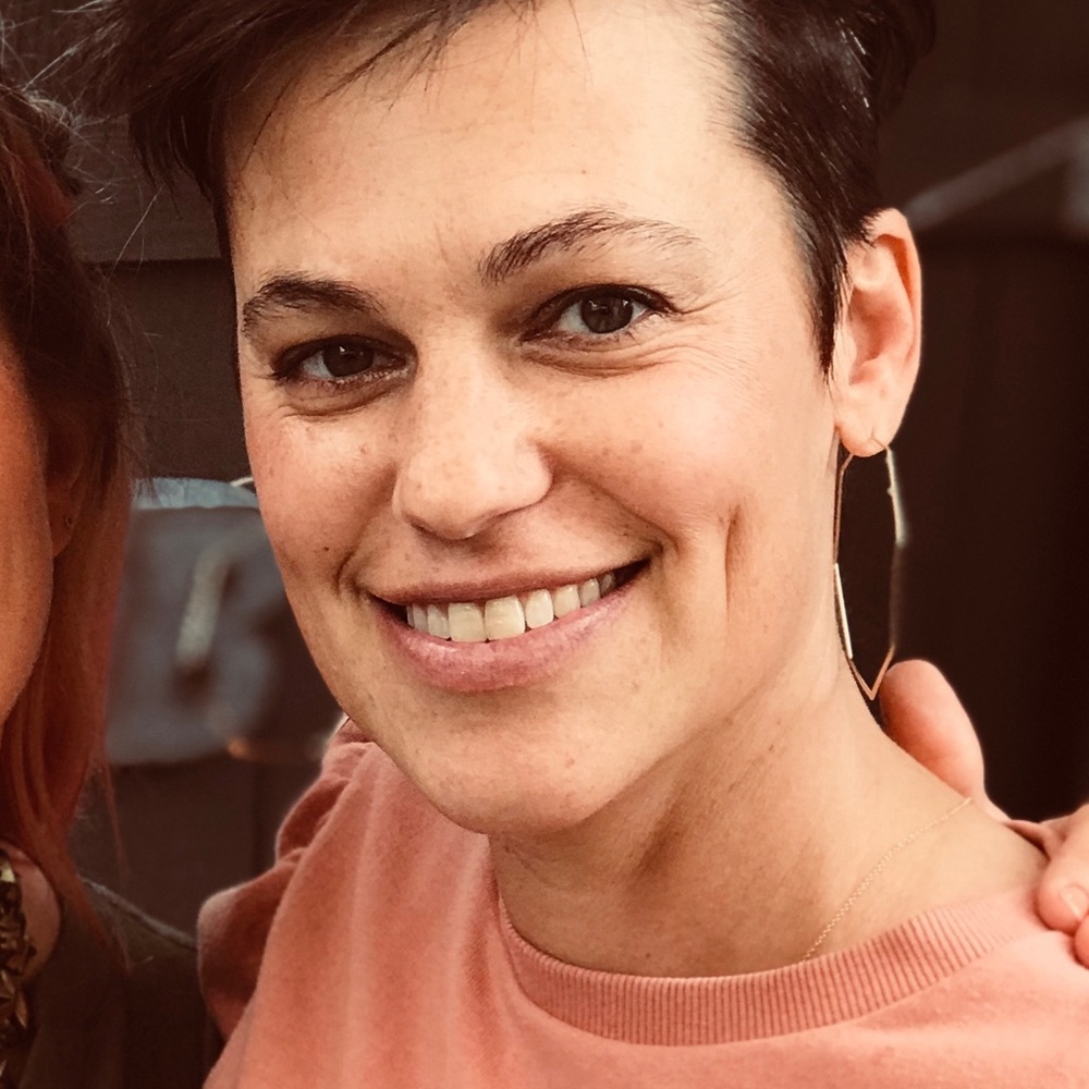 Meet your Posher, Eva